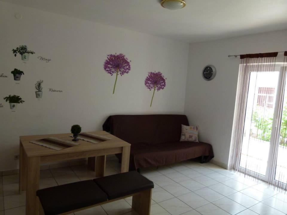 Apartmani Ivanic Vir Eksteriør bilde
