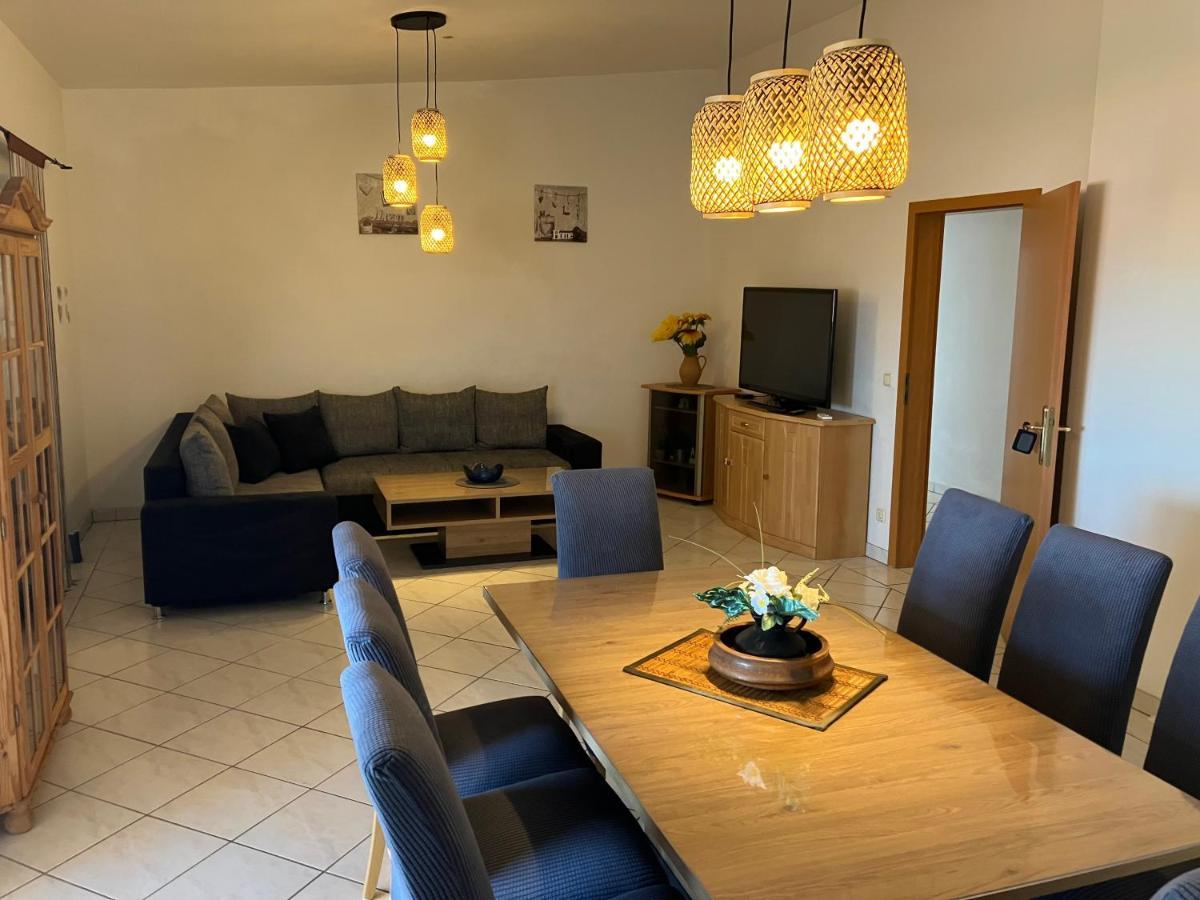Apartmani Ivanic Vir Eksteriør bilde